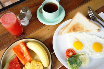 louto dmell guesthouse and villa