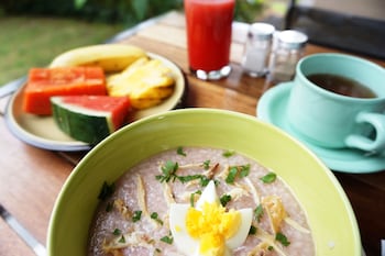 louto dmell guesthouse and villa