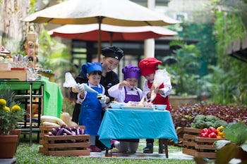 hotel grandhika iskandarsyah