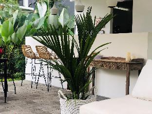 the white villas ubud