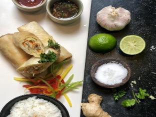 the white villas ubud