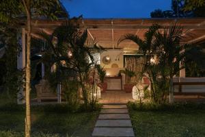 the white villas ubud