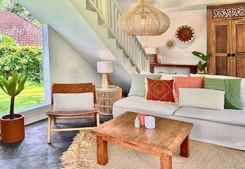 the white villas ubud