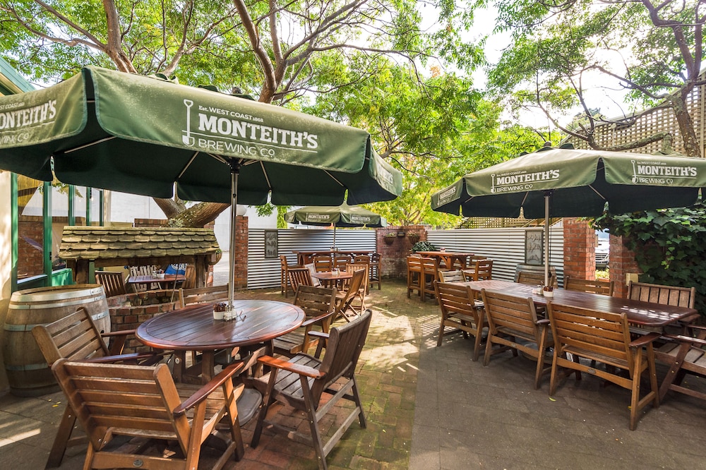 the rutland arms inn
