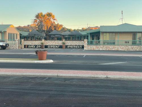 shark bay seafront apartments