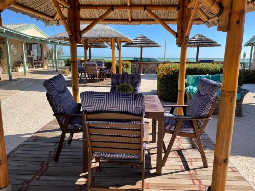 shark bay seafront apartments