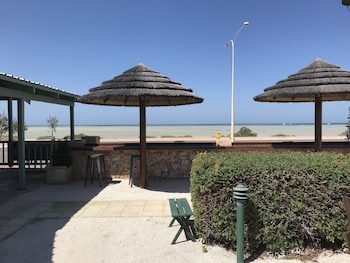 shark bay seafront apartments