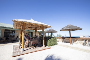 shark bay seafront apartments
