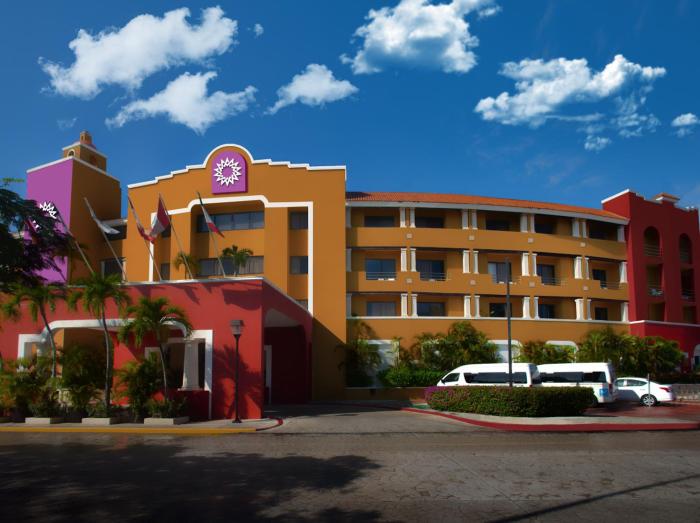 adhara hacienda cancun