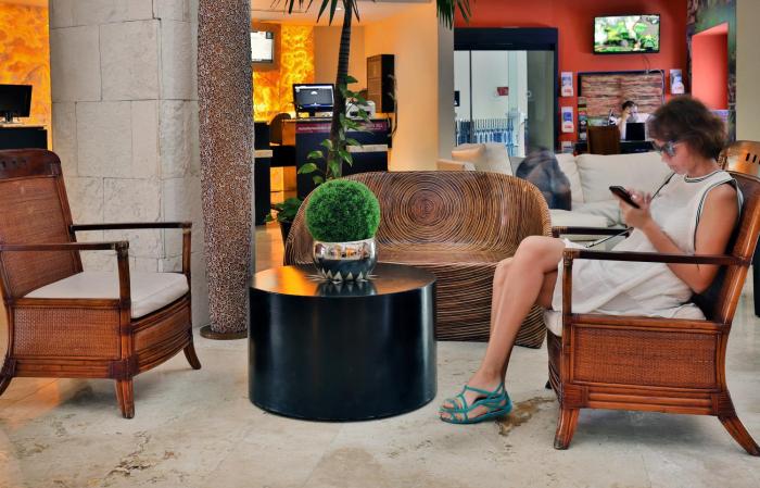 adhara hacienda cancun