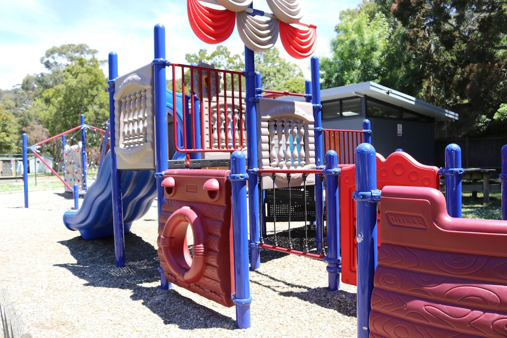 lorne foreshore caravan park