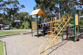lorne foreshore caravan park