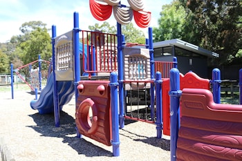 lorne foreshore caravan park