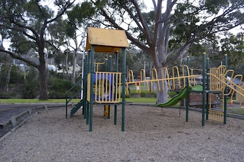 lorne foreshore caravan park