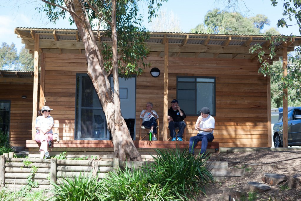 Lorne Foreshore Caravan Park,Surf Coast>>Lorne,2 star