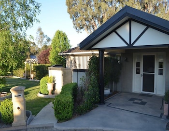 Burringa Motel,Wagga Wagga>>Lake Albert,4 star