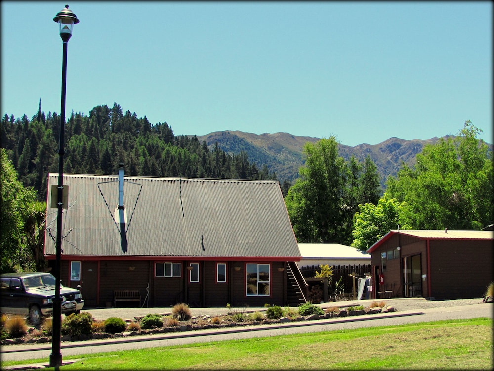 hanmer backpackers