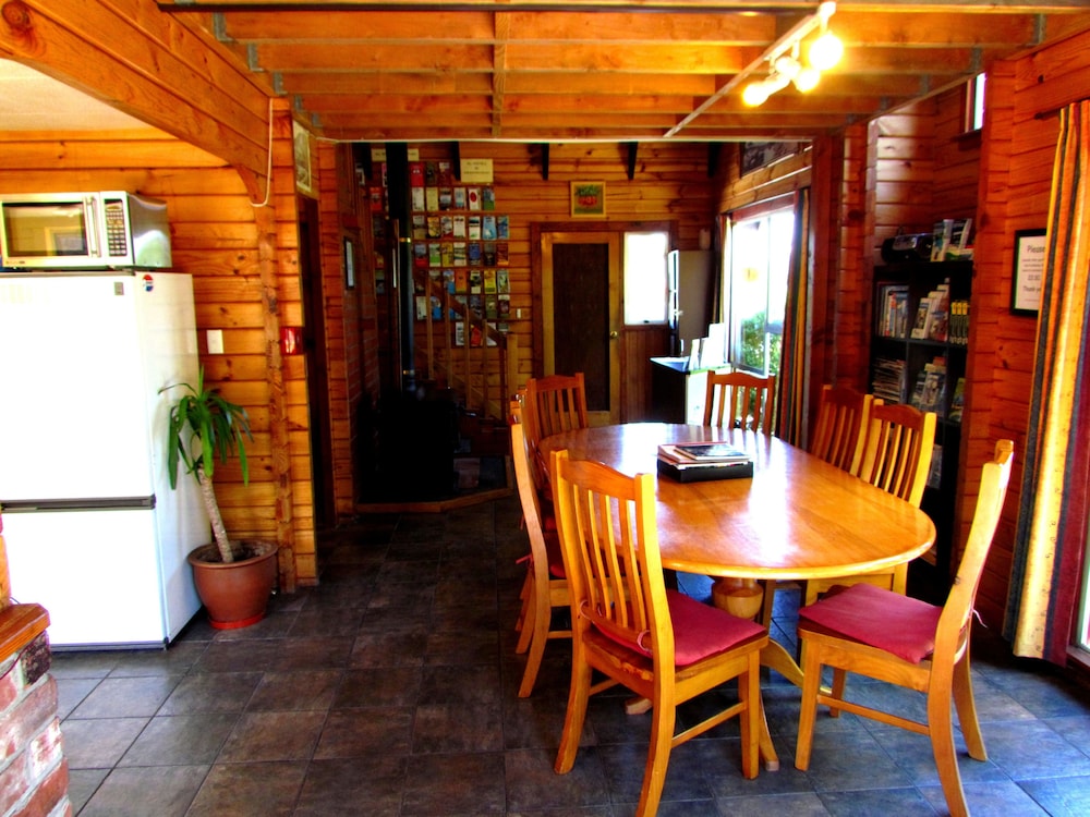 hanmer backpackers