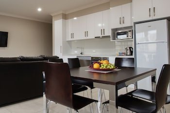 Renmark Holiday Apartments,South Australia>>Renmark,4 star
