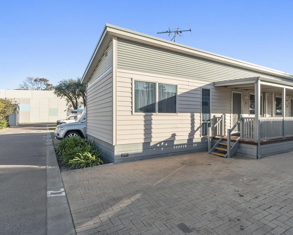 Esperance Bay Holiday Park,Western Australia>>Esperance,2 star