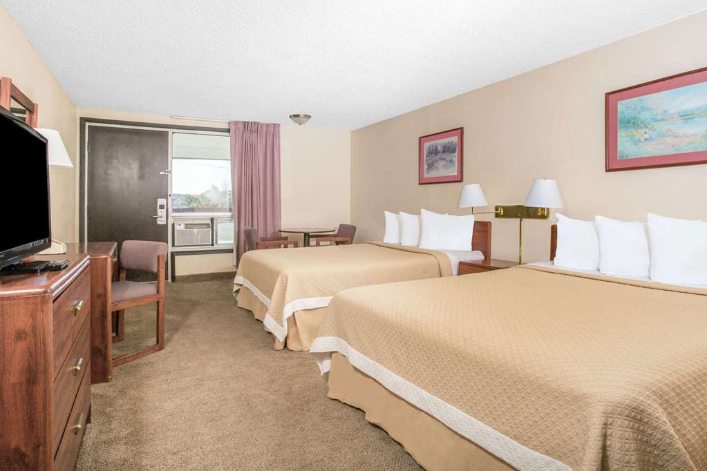 baymont by wyndham rock springs