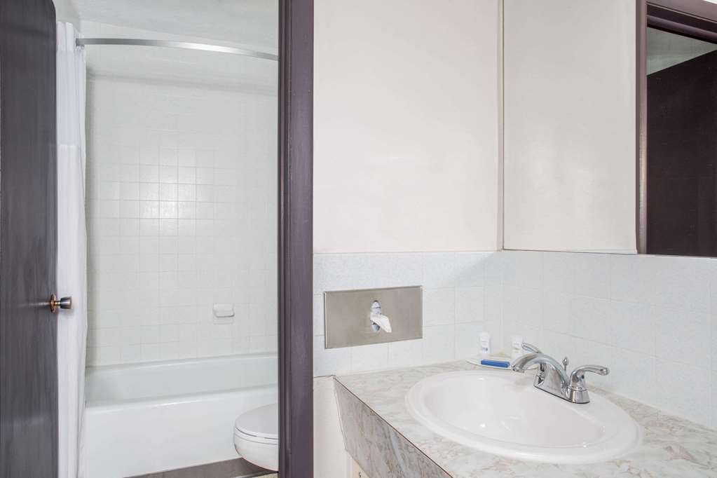 baymont by wyndham rock springs