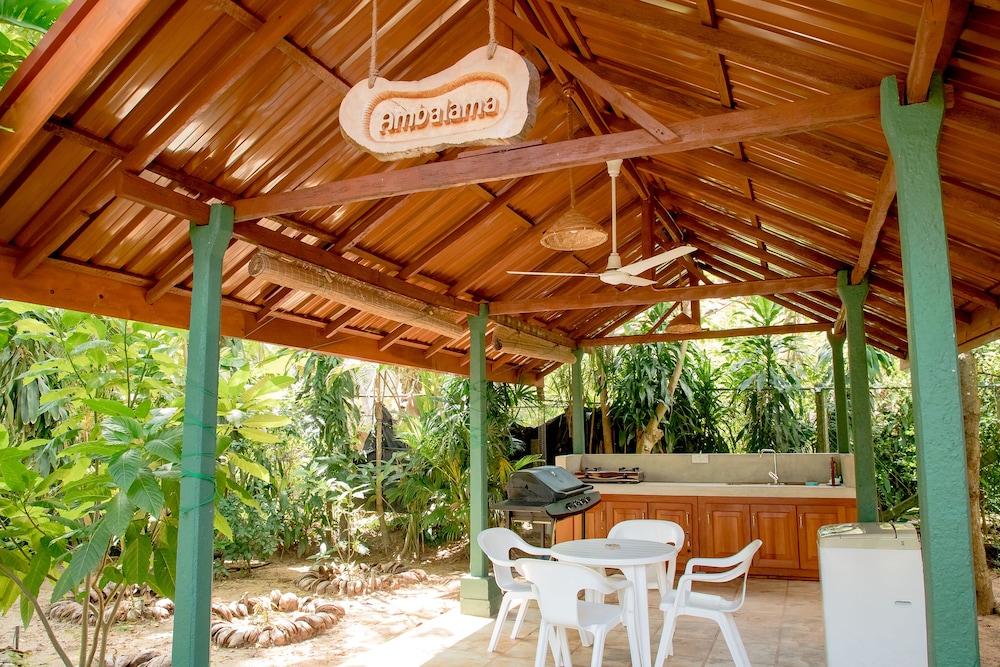 villa shade