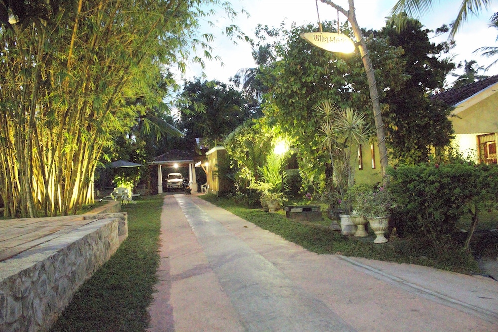 villa shade
