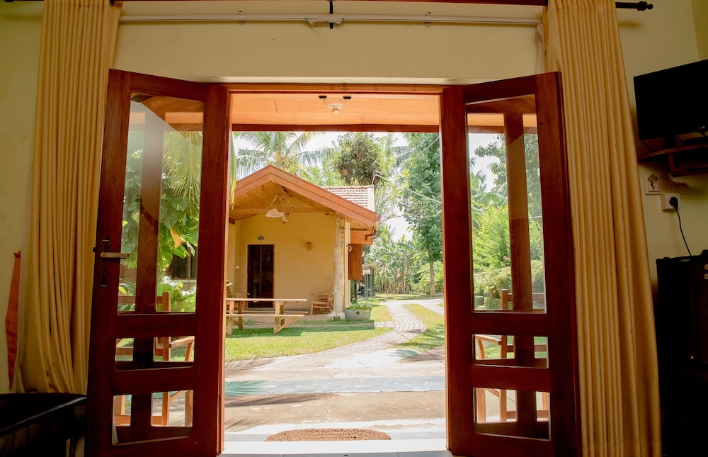 villa shade