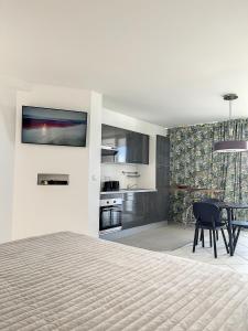 le domaine anse marcel beach resort