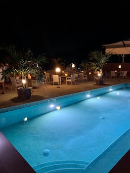 le domaine anse marcel beach resort