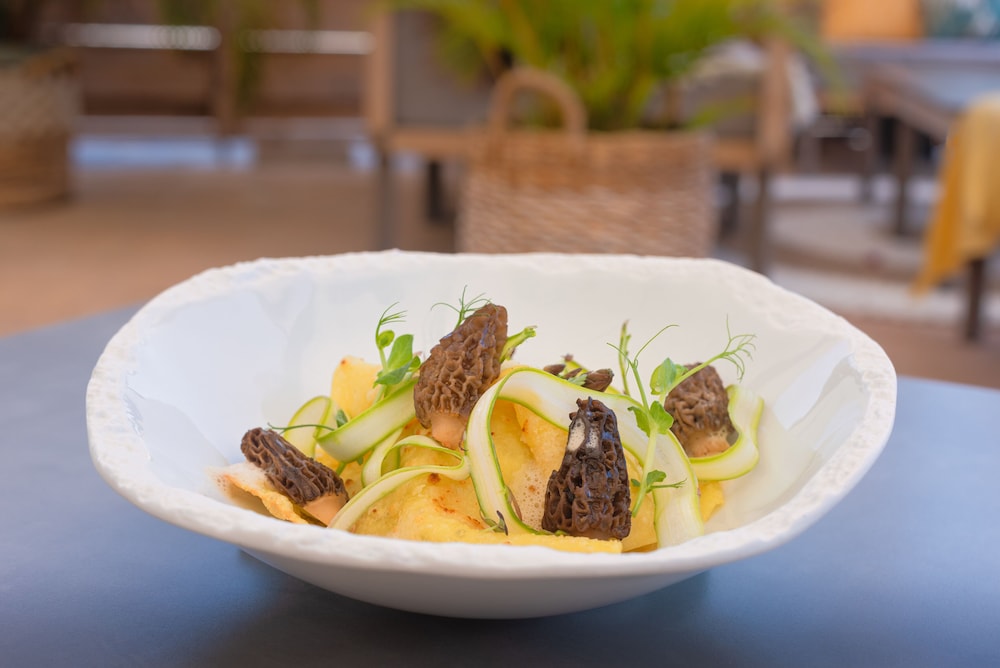 le domaine anse marcel beach resort