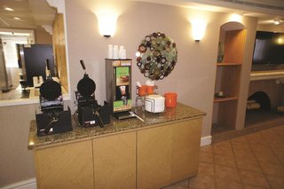 La Quinta Inn By Wyndham Norfolk Virginia Beach,Yorktown>>Norfolk - Virginia Beach,3 star