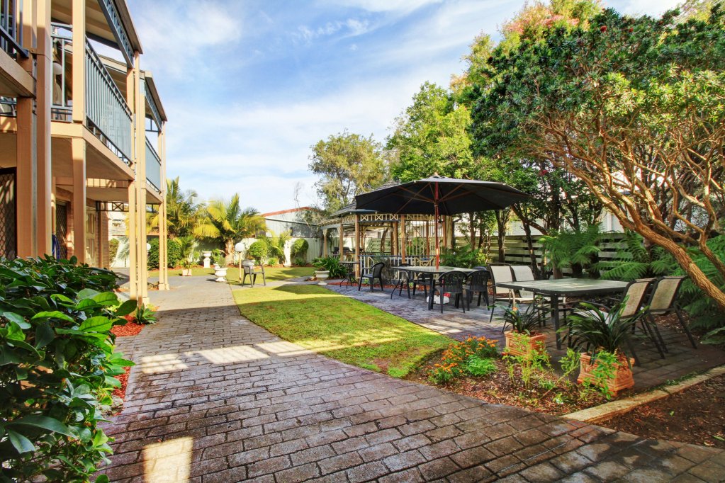 town beach motor inn port macquarie