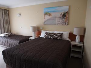 town beach motor inn port macquarie