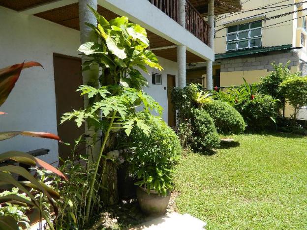 fat jimmys resort boracay