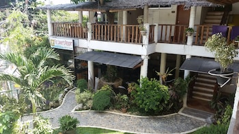 fat jimmys resort boracay