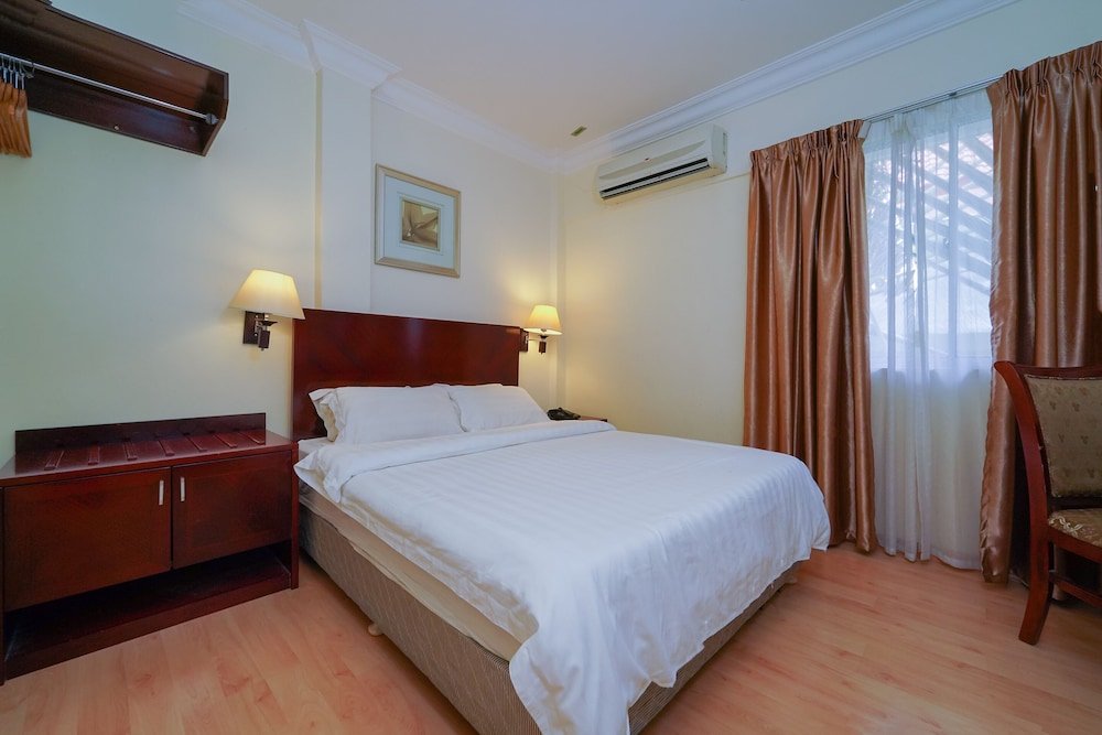hotel bustani jitra