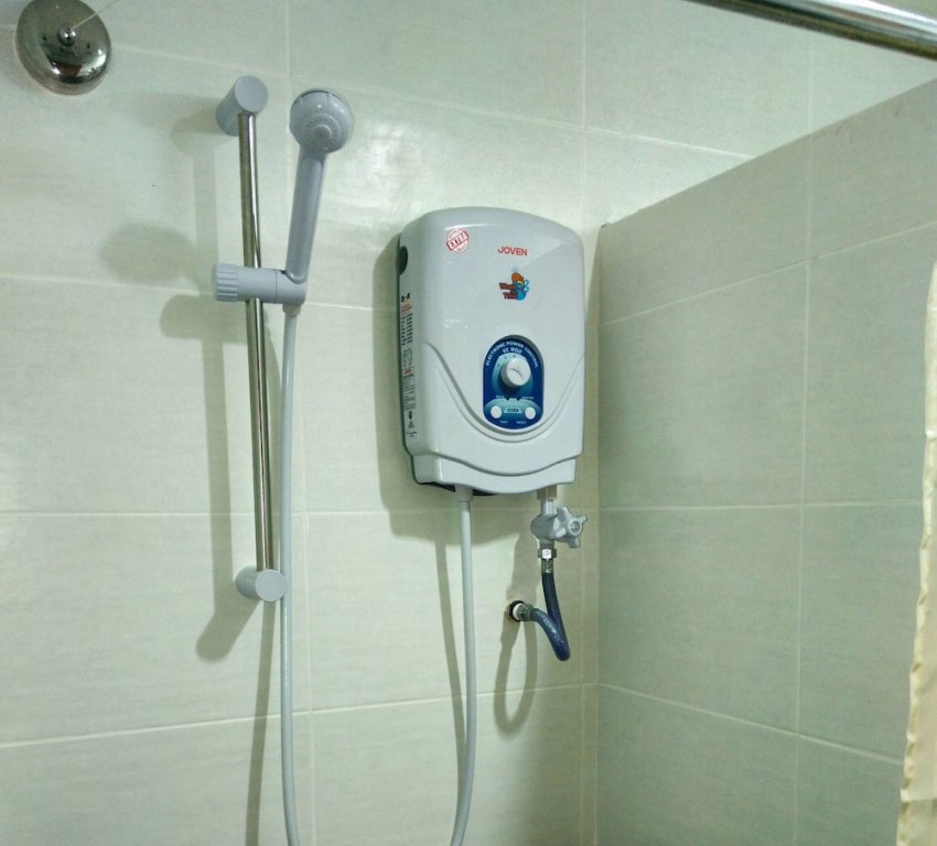 hotel bustani jitra