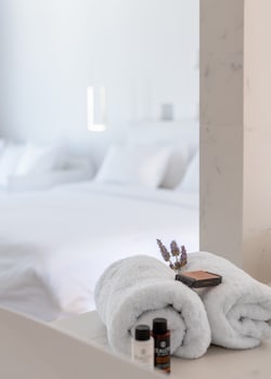 cape mykonos