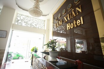 new hampton suits tam xuan centre hotel