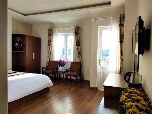 new hampton suits tam xuan centre hotel