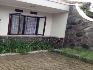 elenors home