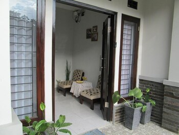 elenors home