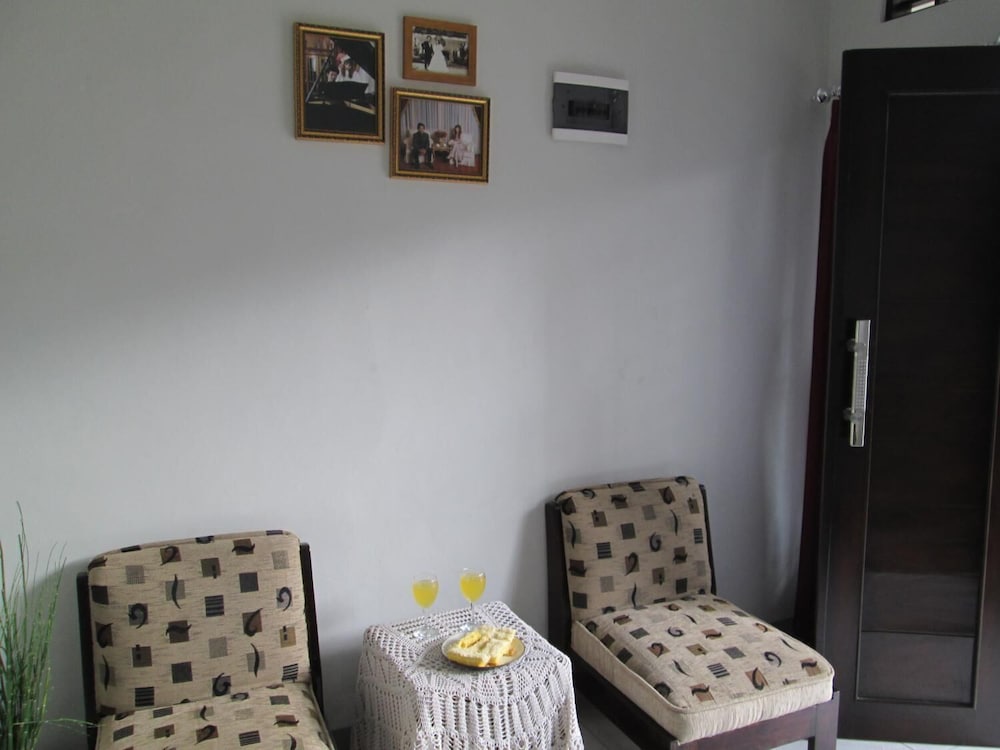 elenors home