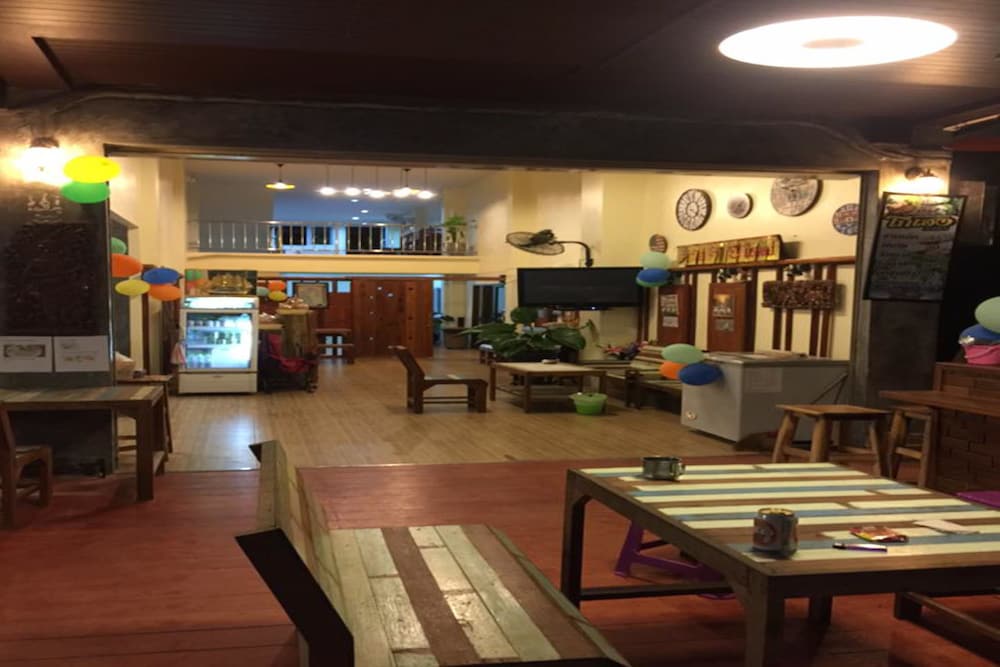 phangan barsay hostel