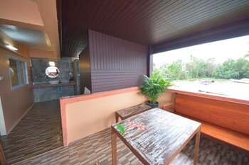 phangan barsay hostel