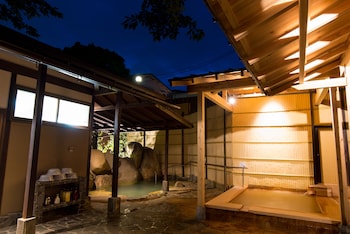 arima onsen motoyu ryuusenkaku