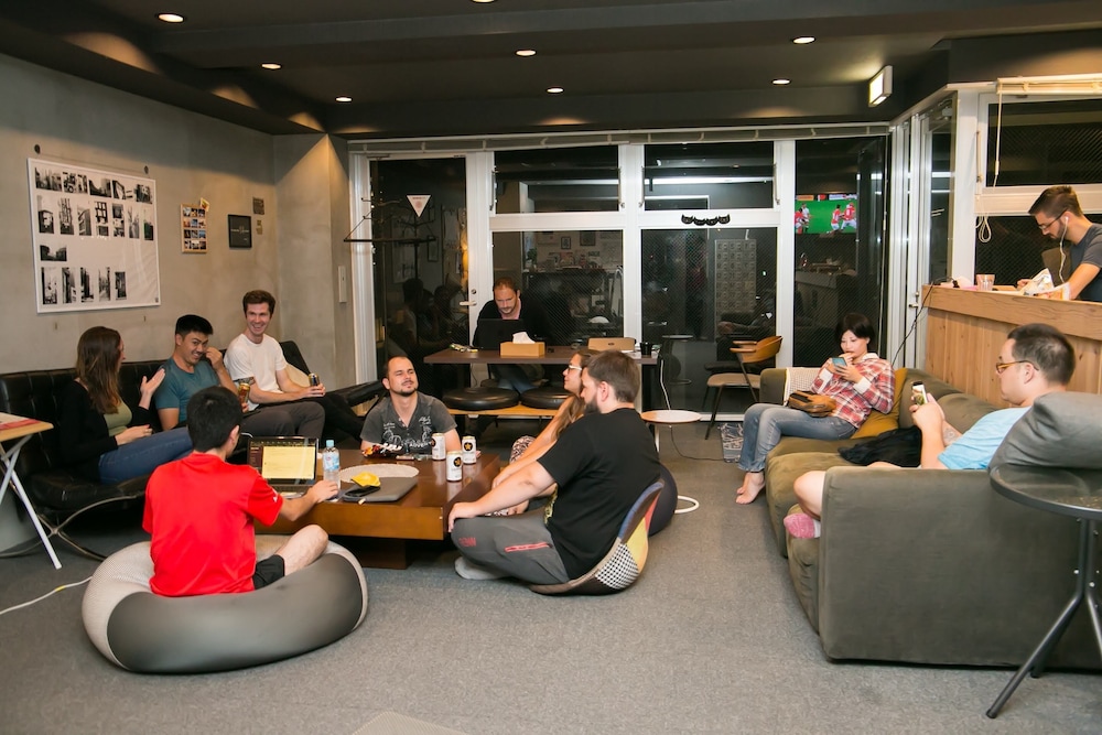 santiago guesthouse hiroshima