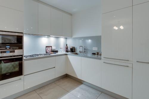 Black Pearl Luxury Apartments,Seltjarnarnes>>Reykjavik,5 star